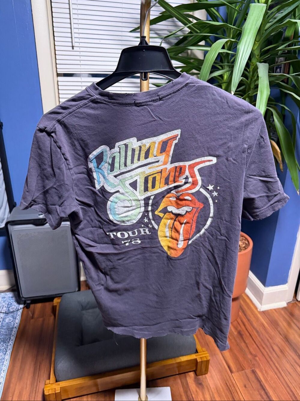 Junk Food Rolling Stones T-Shirt – Medium